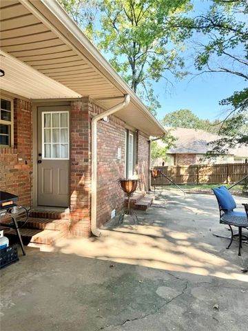 2315 Marina Road, Russellville, AR 72802