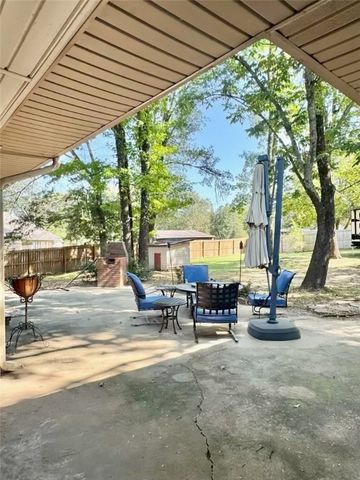 2315 Marina Road, Russellville, AR 72802
