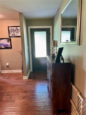 2315 Marina Road, Russellville, AR 72802