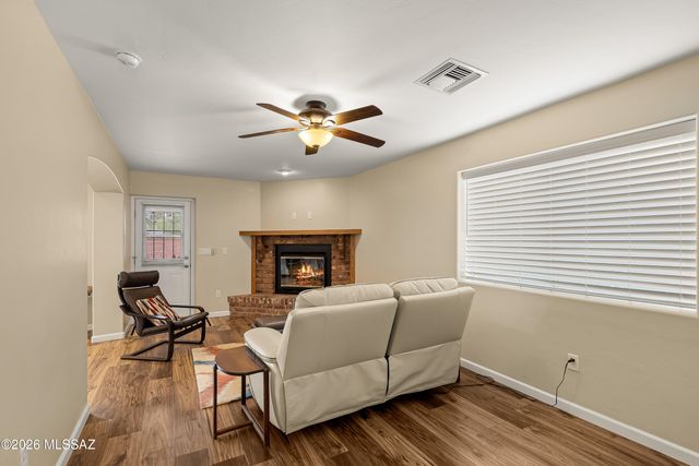2231 E Calle Alta Vista, Tucson, AZ 85719