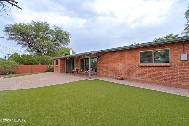 2231 E Calle Alta Vista, Tucson, AZ 85719