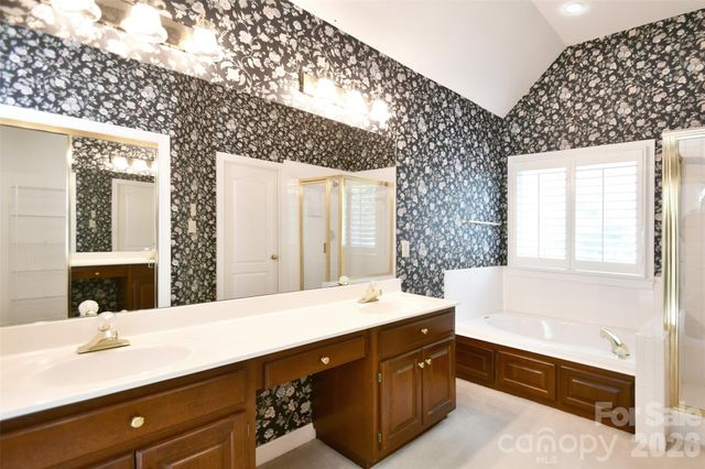 7201 Leharne Drive, Charlotte, NC 28270