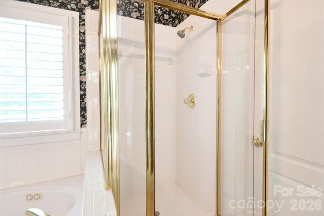 7201 Leharne Drive, Charlotte, NC 28270