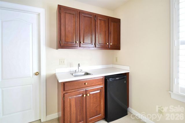 7201 Leharne Drive, Charlotte, NC 28270