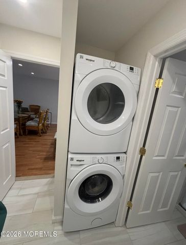 145 Central Avenue 11A, Island Heights, NJ 08732