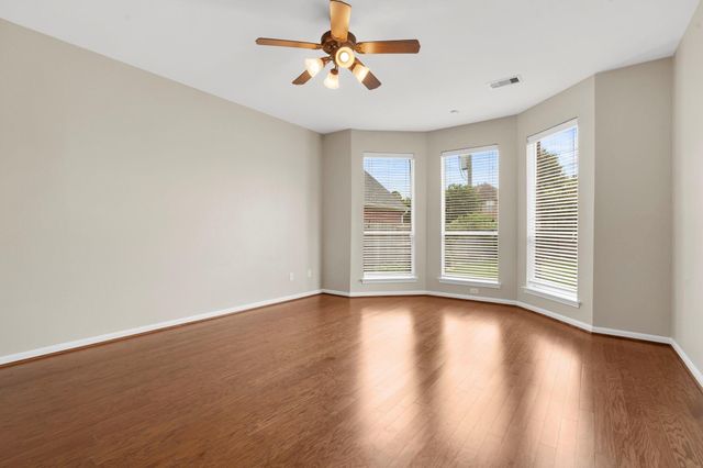 12516 Boulder Creek Drive, Pearland, TX 77584