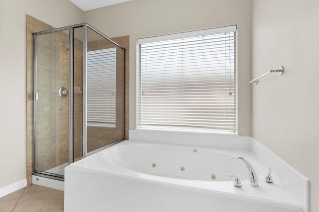12516 Boulder Creek Drive, Pearland, TX 77584