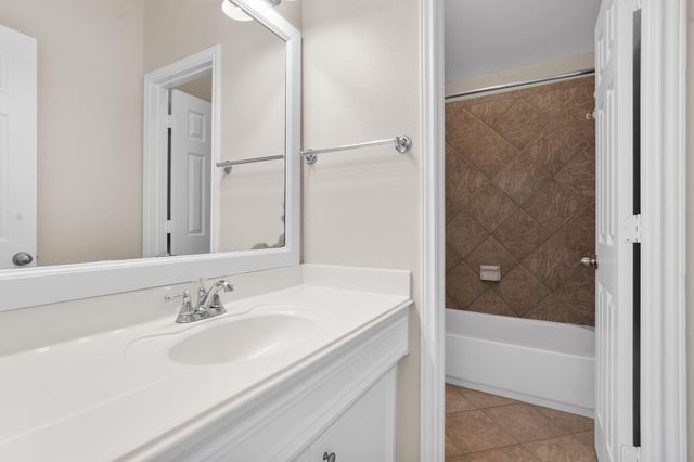 12516 Boulder Creek Drive, Pearland, TX 77584
