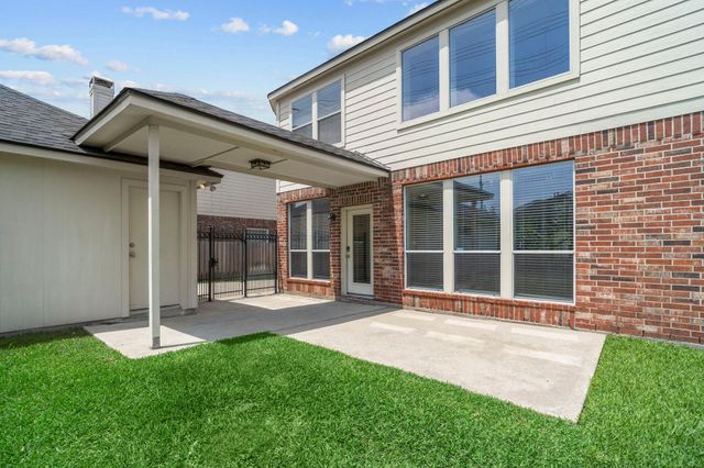 12516 Boulder Creek Drive, Pearland, TX 77584
