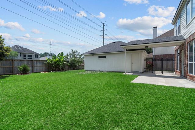 12516 Boulder Creek Drive, Pearland, TX 77584