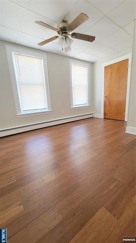 609 Chase Avenue, Lyndhurst, NJ 07071