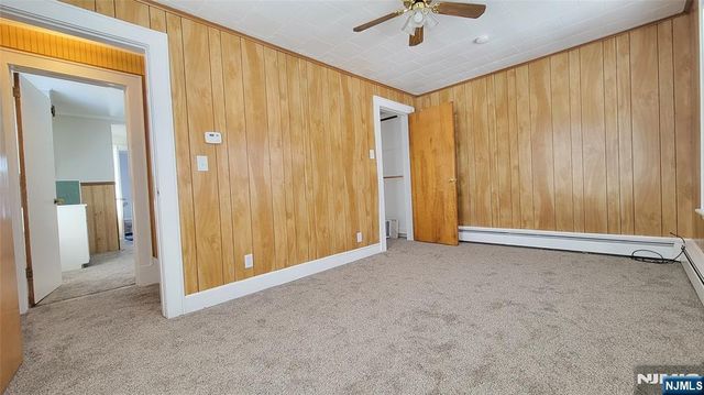 609 Chase Avenue, Lyndhurst, NJ 07071