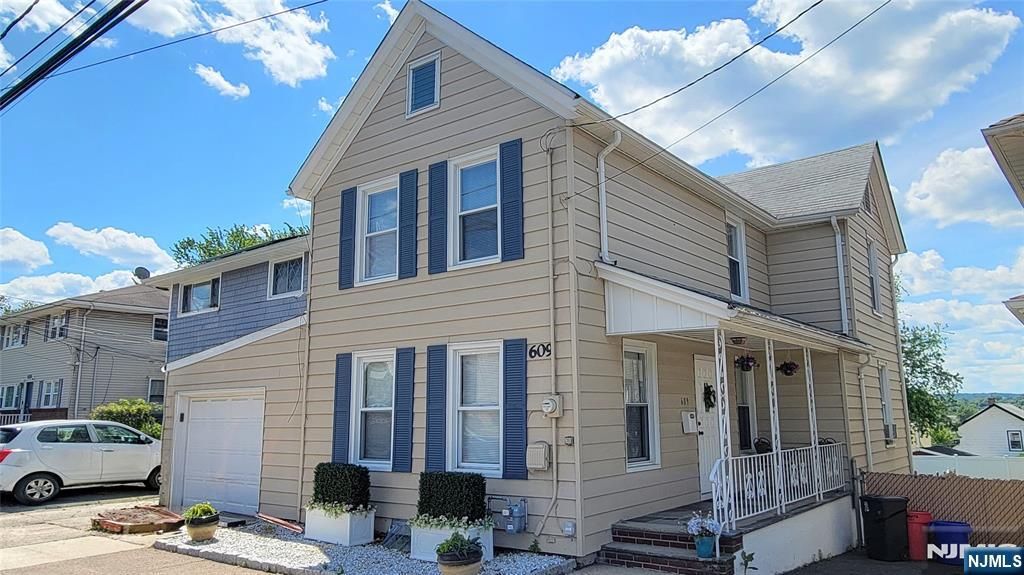 609 Chase Avenue, Lyndhurst, NJ 07071