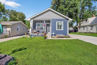 2414 E 38th Court, Des Moines, IA 50317