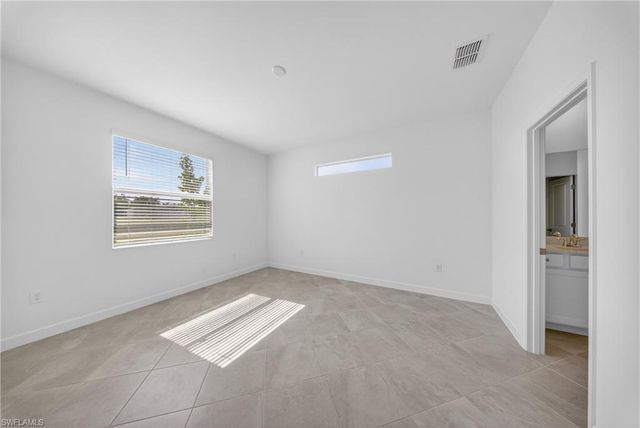 20559 Hazelnut CT S, Lehigh Acres, FL 33976