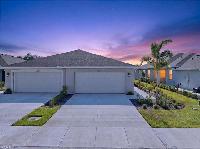 20559 Hazelnut CT S, Lehigh Acres, FL 33976