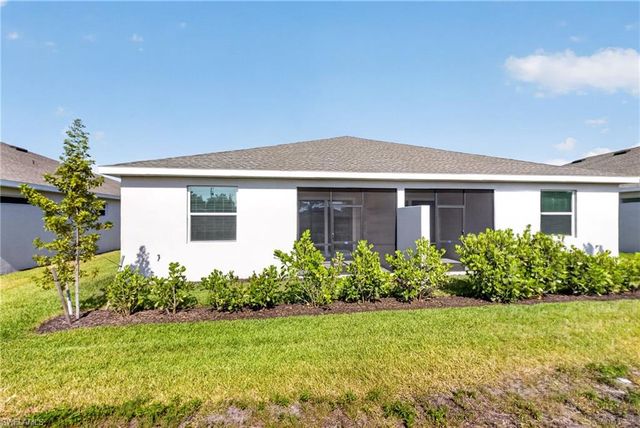 20559 Hazelnut CT S, Lehigh Acres, FL 33976