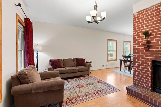 909 Park Street, Saint Paul, MN 55117