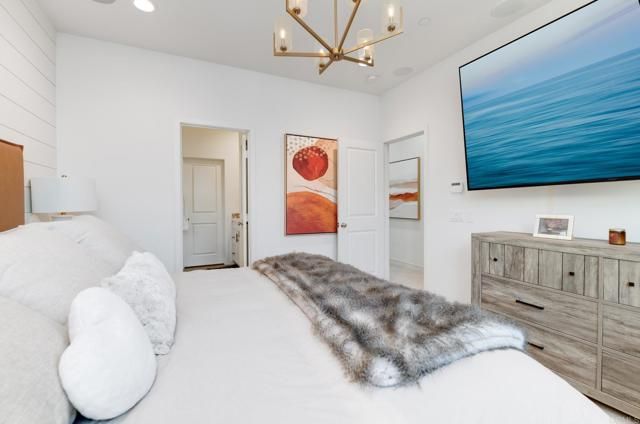 319 Lagoon Way, Santee, CA 92071