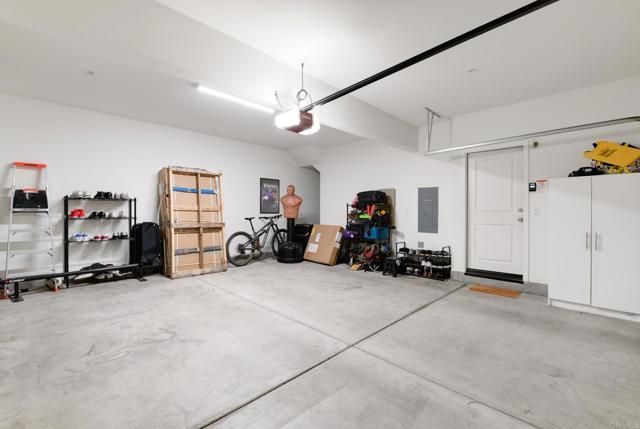 319 Lagoon Way, Santee, CA 92071