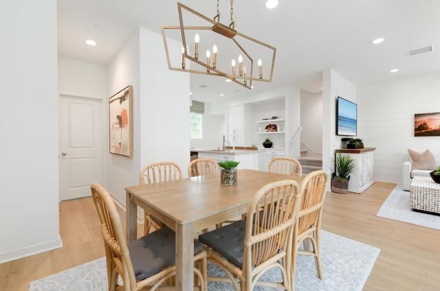 319 Lagoon Way, Santee, CA 92071