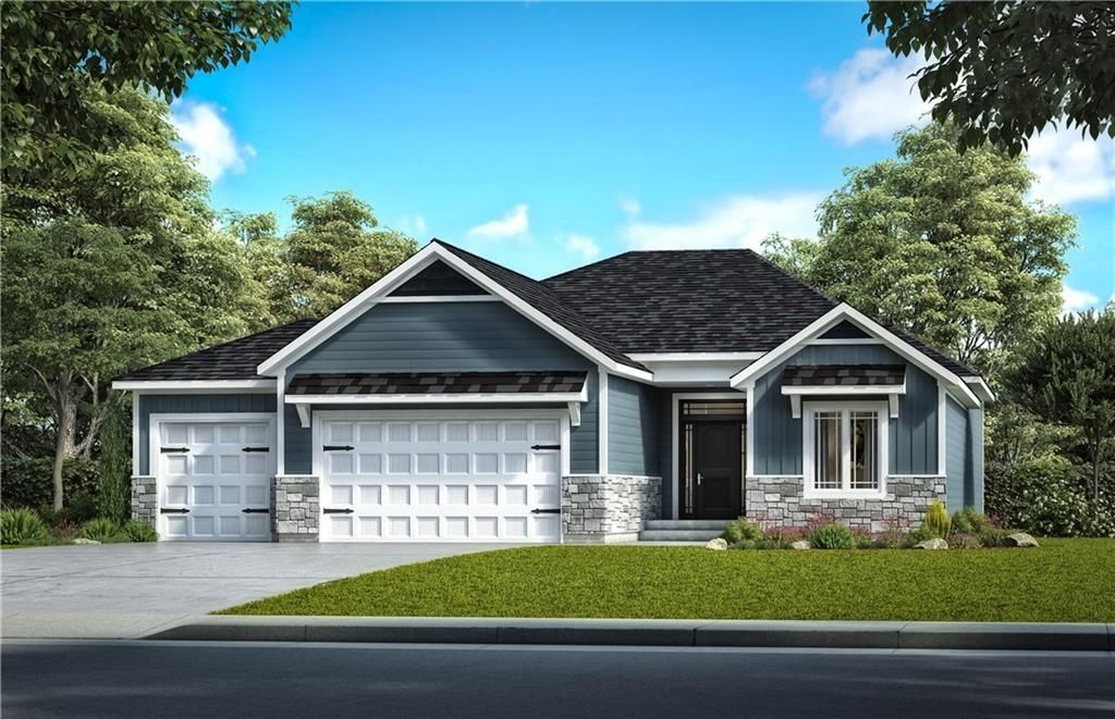 4025 NE Troon Drive, Lee's Summit, MO 64064
