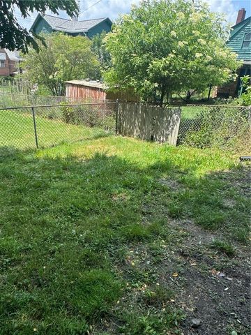 2437 Bruce Way, Swissvale, PA 15218