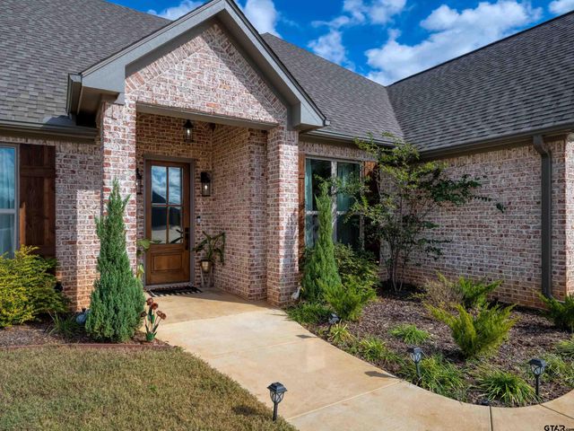 222 Serenity Dr., Bullard, TX 75757