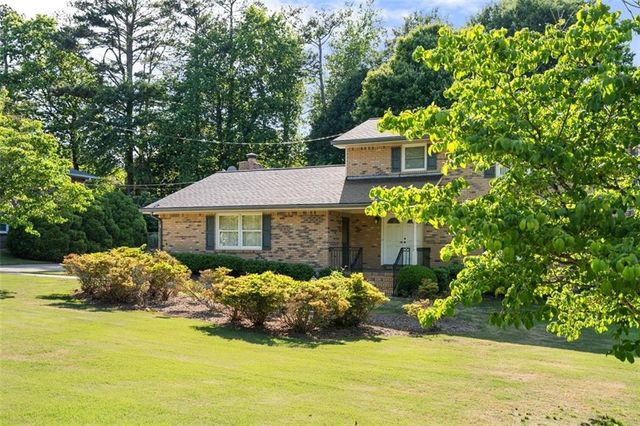 465 Pine Forest Drive, Lawrenceville, GA 30046