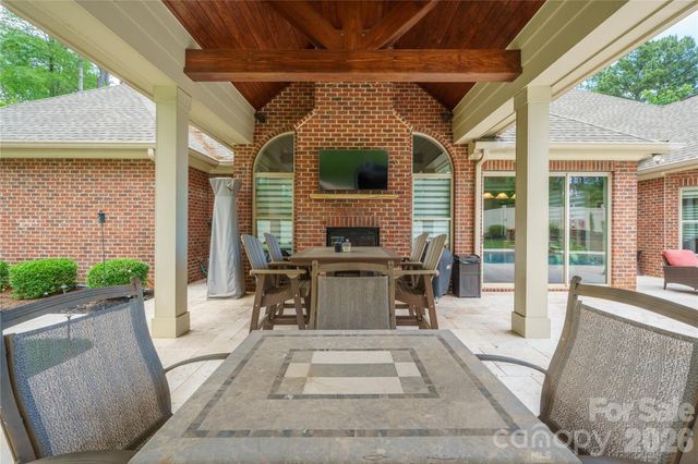 6410 Harbor Oaks Drive, Denver, NC 28037