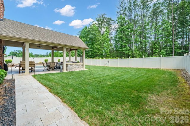 6410 Harbor Oaks Drive, Denver, NC 28037