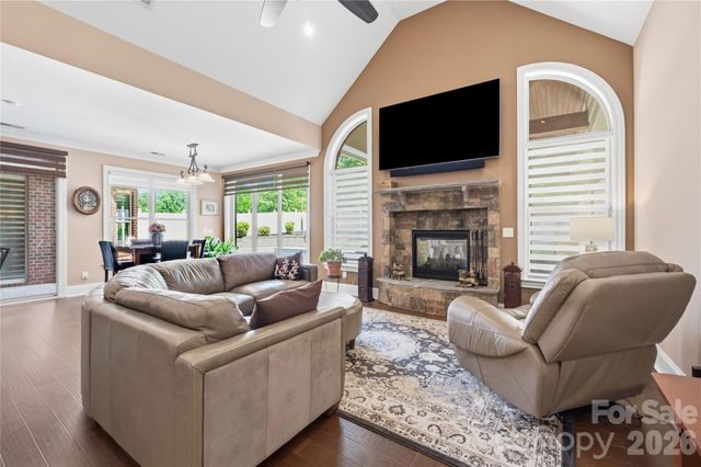 6410 Harbor Oaks Drive, Denver, NC 28037