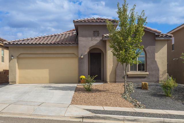 4273 Mountain Trail Loop NE, Rio Rancho, NM 87144