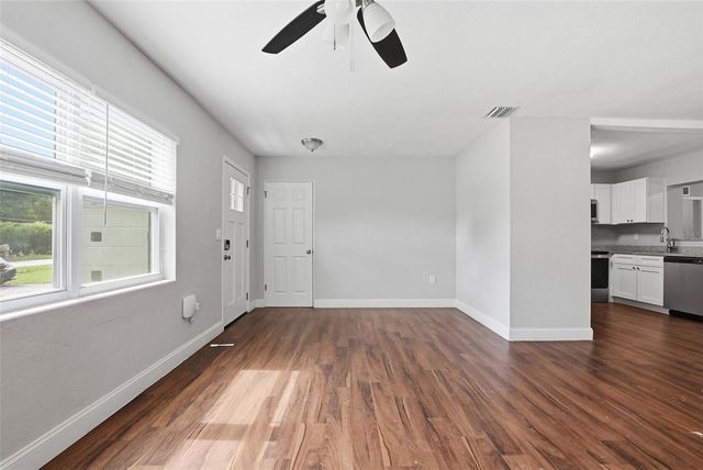 917 KENSINGTON DRIVE, Orlando, FL 32808