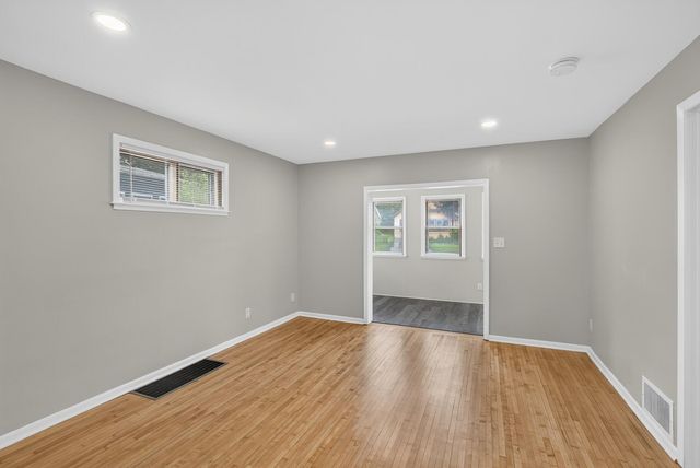 1074 Galtier Street, Saint Paul, MN 55117