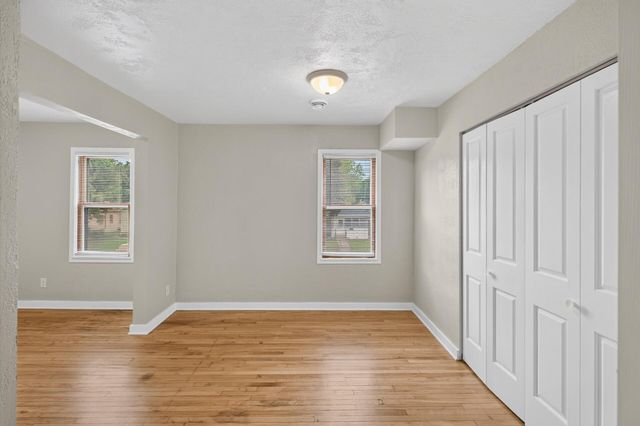 1074 Galtier Street, Saint Paul, MN 55117