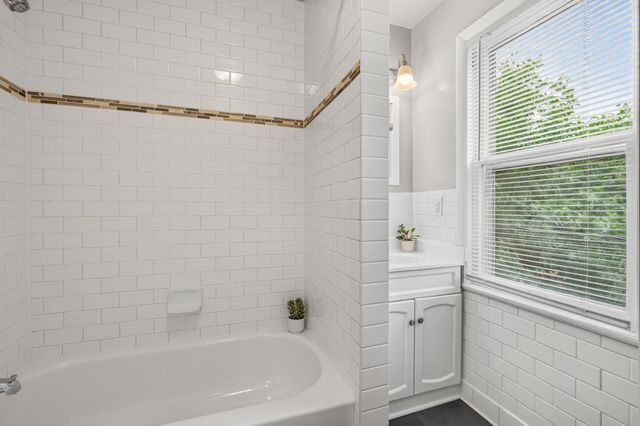 1074 Galtier Street, Saint Paul, MN 55117
