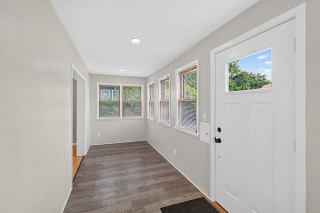 1074 Galtier Street, Saint Paul, MN 55117