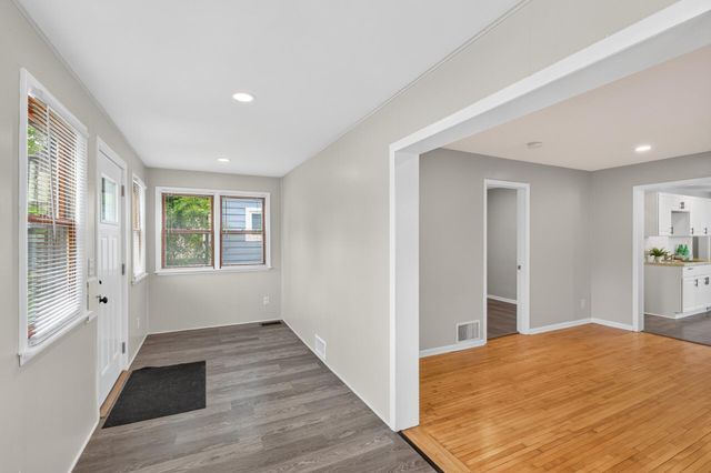 1074 Galtier Street, Saint Paul, MN 55117