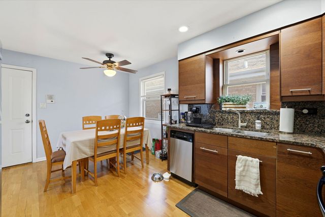 7519 W Fullerton Avenue 2S, Elmwood Park, IL 60707