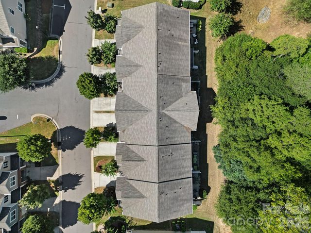 7021 Woodsbay Lane, Rock Hill, SC 29732