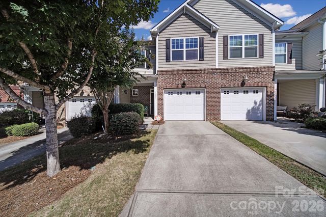 7021 Woodsbay Lane, Rock Hill, SC 29732