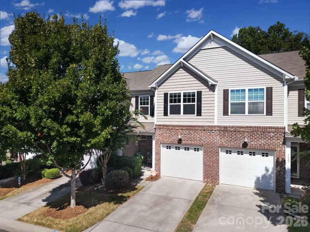 7021 Woodsbay Lane, Rock Hill, SC 29732