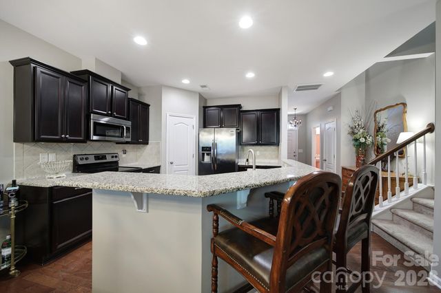 7021 Woodsbay Lane, Rock Hill, SC 29732