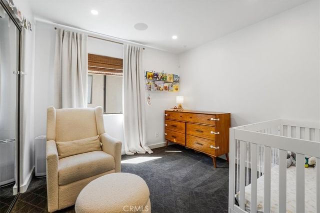 479 Pesaro Street, Oak Park, CA 91377
