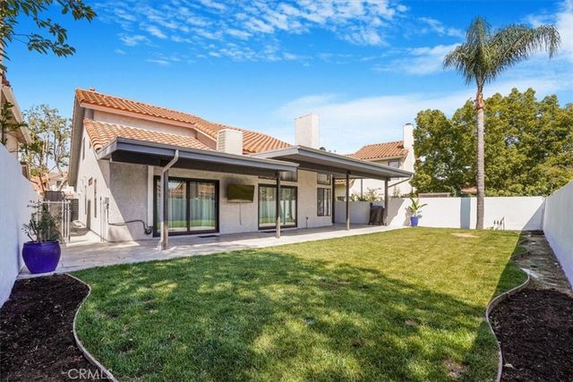 479 Pesaro Street, Oak Park, CA 91377