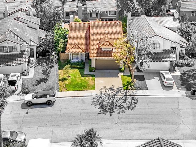 479 Pesaro Street, Oak Park, CA 91377