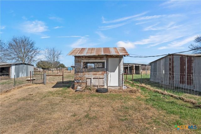16067 McLennan Road, Troy, TX 76579