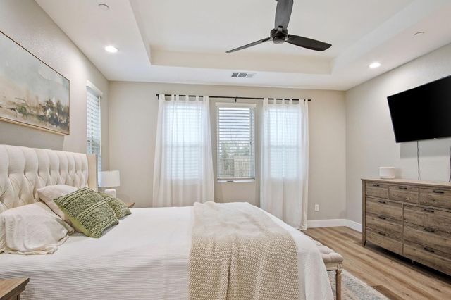 4114 Valkommen Dr, Denair, CA 95316