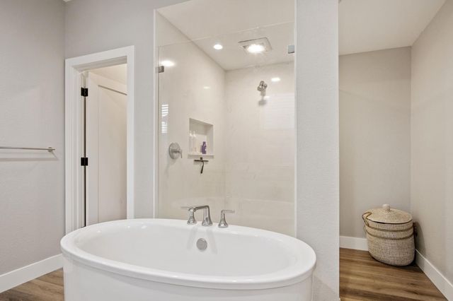 4114 Valkommen Dr, Denair, CA 95316